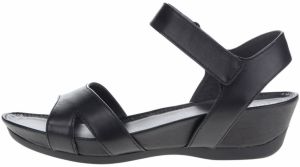Čierne dámske kožené sandálky na podpätku Camper