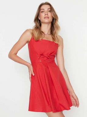 Červené krátke šaty s ramienkami Trendyol