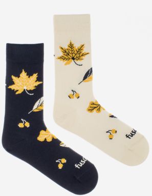 Pár dámskych ponožiek v čiernej a bielej farbe s motívom Fusakle November
