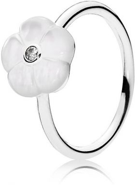 Pandora Romantický prsteň s belostným kvetom 190999MOP 52 mm