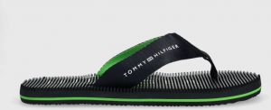 Žabky Tommy Hilfiger MASSAGE FOOTBED BEACH SANDAL pánske, tmavomodrá farba, FM0FM04474