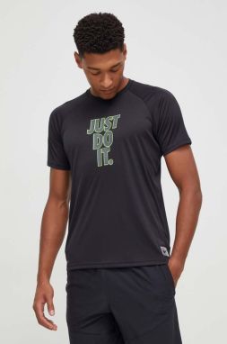 Tréningové tričko Nike čierna farba, s potlačou