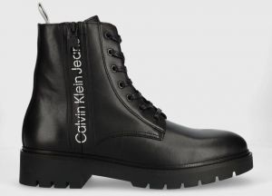 Kožené členkové topánky Calvin Klein Jeans COMBAT MID LACEUP BO pánske, čierna farba