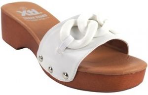 Univerzálna športová obuv Xti  Dámske sandále  44486 biele