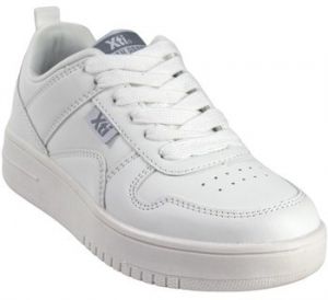 Univerzálna športová obuv Xti  150276 biele chlapčenské topánky