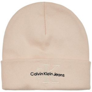 Čiapky Calvin Klein Jeans  MONOLOGO EMBRO BEANIE