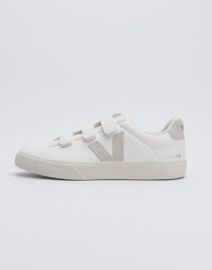 Veja Recife Logo Extra White Natural