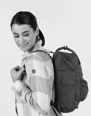 Fjällräven Re-Kanken 550 Black 16l galéria