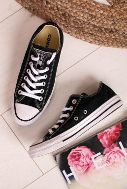 Dámske čierne nízke tenisky Chuck Taylor All Star