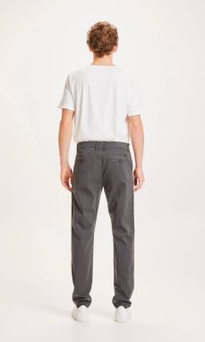 KnowledgeCotton Apparel Chino nohavice 'CHUCK'  hnedá