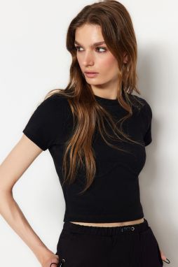Trendyol Black Piping Detailed Crew Neck Crop Ribbed Elastic Knitted Blouse