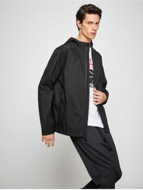 Koton Basic oversize športová bunda s kapucňou Detail zipsu