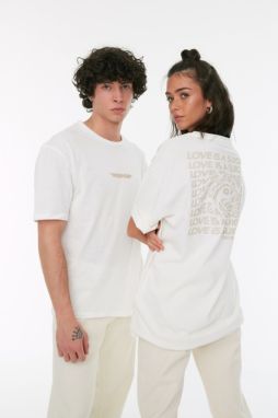 Trendyol White Unisex Relaxed/Comfortable Cut Text Printed 100% Cotton T-Shirt