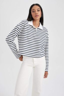 DEFACTO Regular Fit Striped Long Sleeve Sweatshirt