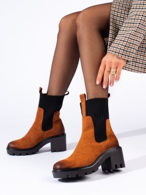 Shelvt Camel slip-on ankle boots with a wide heel Potocki