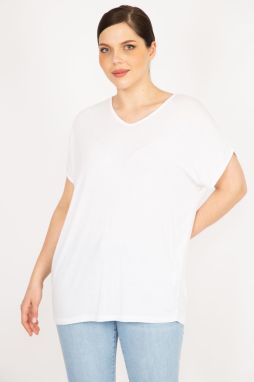 Şans Women's Plus Size White V-Neck Low-Sleeve Blouse
