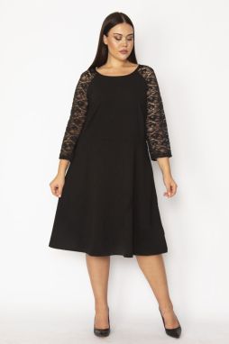 Şans Women's Plus Size Black Crepe Dress with Lace Sleeves