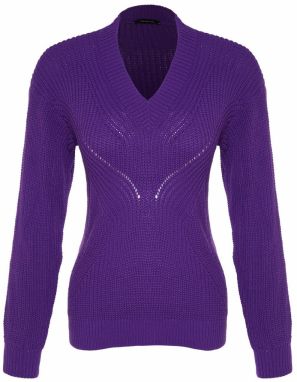 Trendyol fialový prelamovaný/perforovaný pletený sveter s výstrihom do V