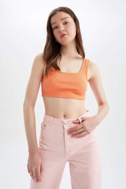 DEFACTO Slim Fit Crew Neck Ribbed Crop Singlet