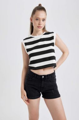 DEFACTO Fitted Patterned Cotton Crop Top