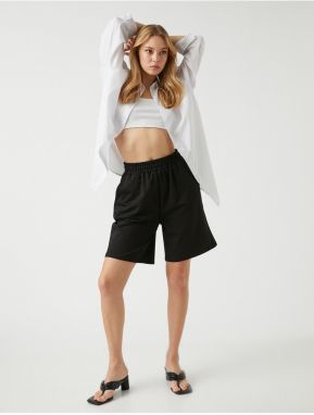 Koton Wide Leg Shorts. The waist is elasticated.