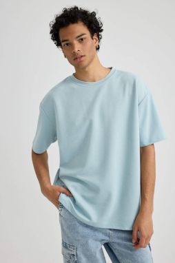 DEFACTO Oversize Fit Crew Neck T-Shirt