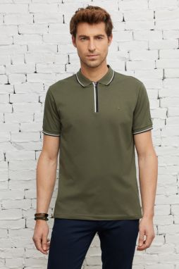 ALTINYILDIZ CLASSICS Pánske Khaki Slim Fit Slim Fit polo výstrih bavlnené tričko s krátkym rukávom.