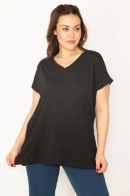 Şans Women's Plus Size Black V-Neck Basic Blouse with Side Slit