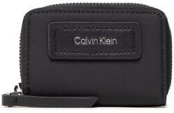 Calvin Klein Malá dámska peňaženka Ck Essential Za Wallet Sm K60K609194 Čierna