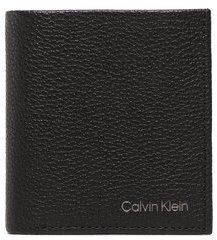 Calvin Klein Veľká pánska peňaženka Warmth Trifold 6cc W/Coin K50K509998 Čierna