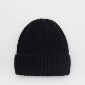 Reserved - Pletená čiapka beanie - Čierna