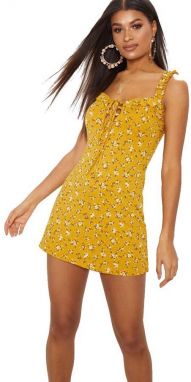 Volánikové kvetinové mini šaty