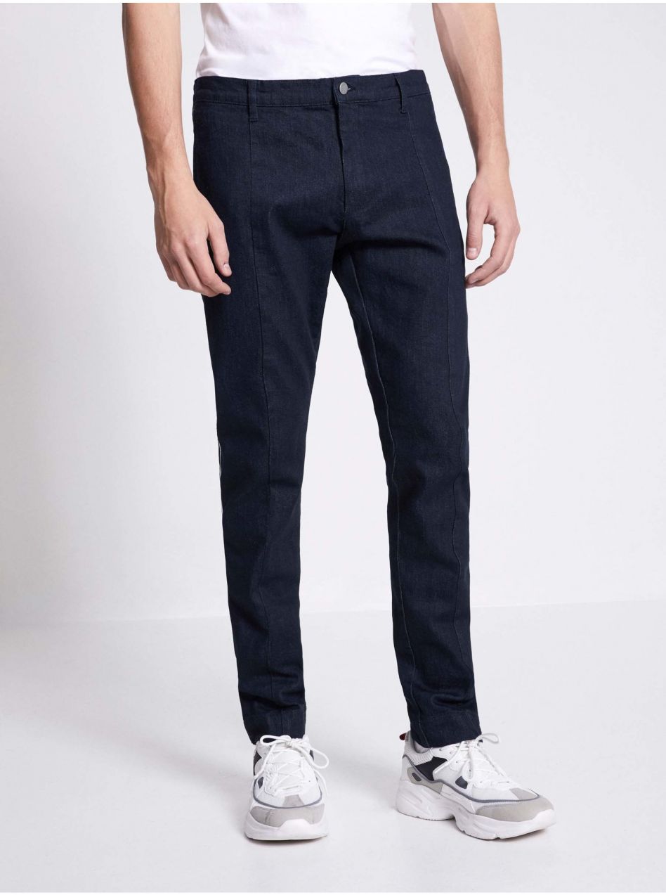 Tmavomodré pánske slim fit rifle s pruhom Celio C25
