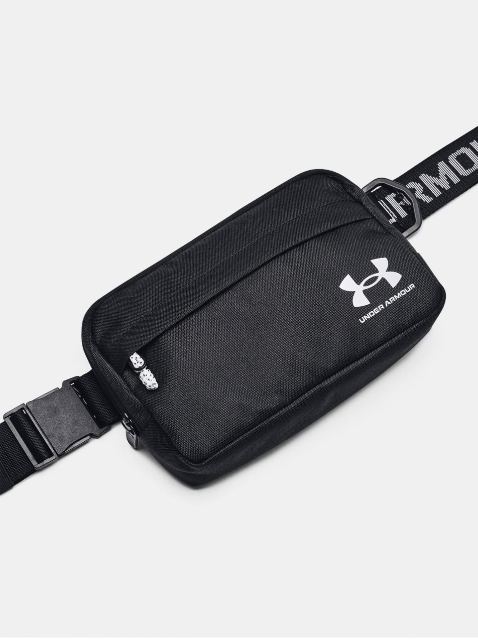 Čierna športová ľadvinka Under Armour UA Loudon Waist Bag Xbody