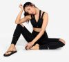 Čierna športová podprsenka s dvojitými ramienkami Ivy Park galéria