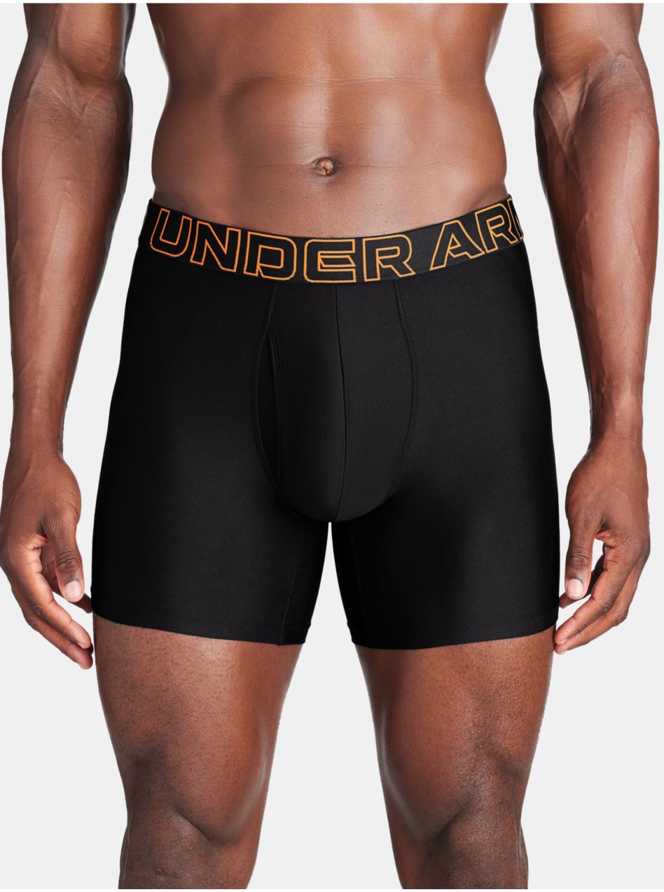 Súprava troch pánskych boxeriek Under Armour M UA Perf Tech 6in