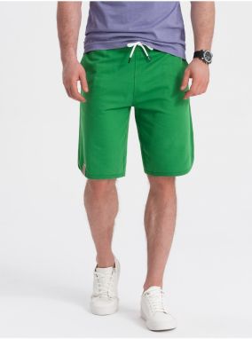 Zelené pánske teplákové kraťasy Ombre Clothing