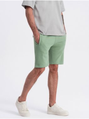 Zelené pánske teplákové kraťasy Ombre Clothing