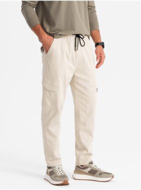 Pánske pletené tepláky s cargo vreckami krémové Ombre Clothing