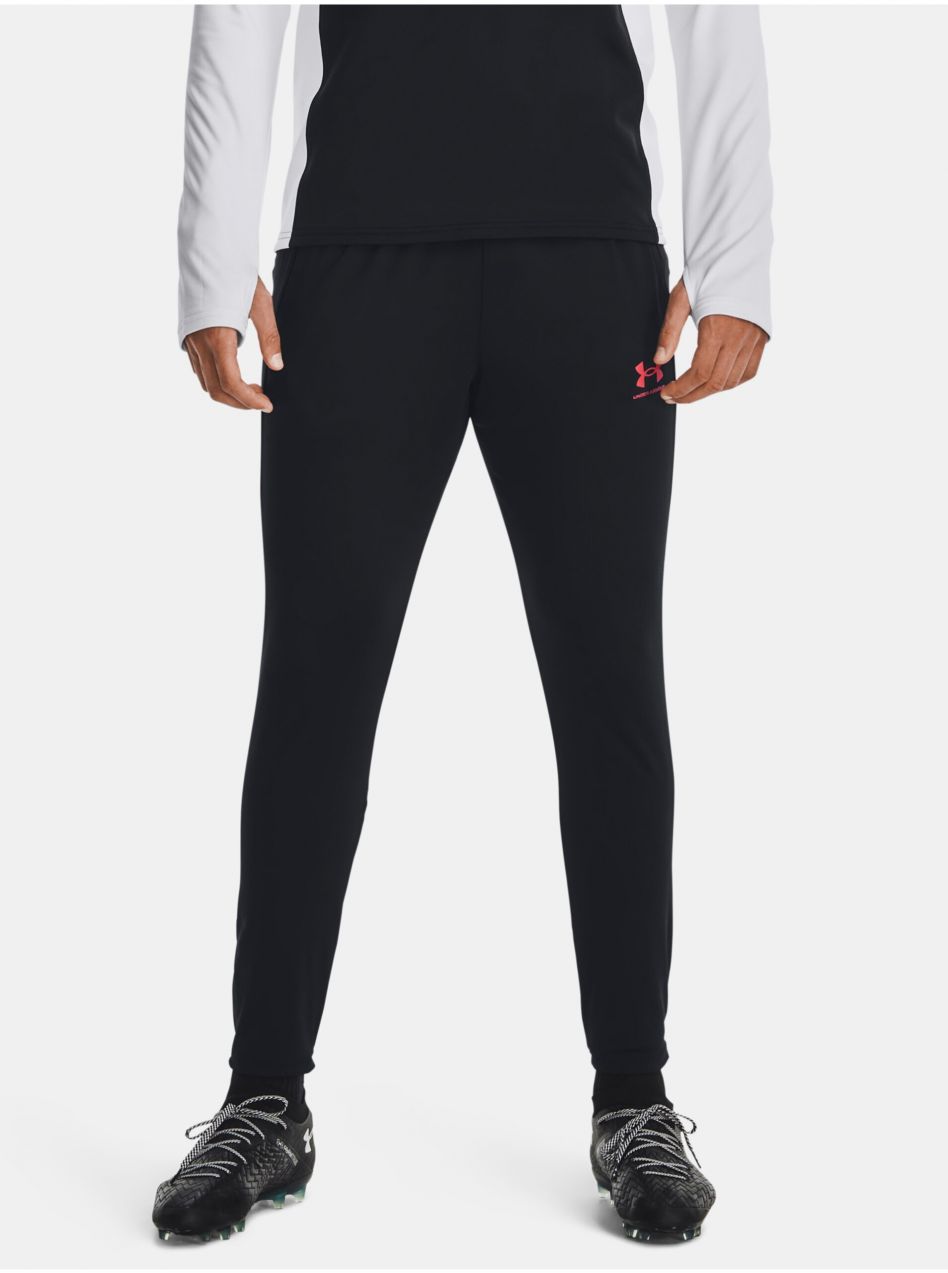 Čierne športové nohavice Under Armour UA M's Ch. Train Pant
