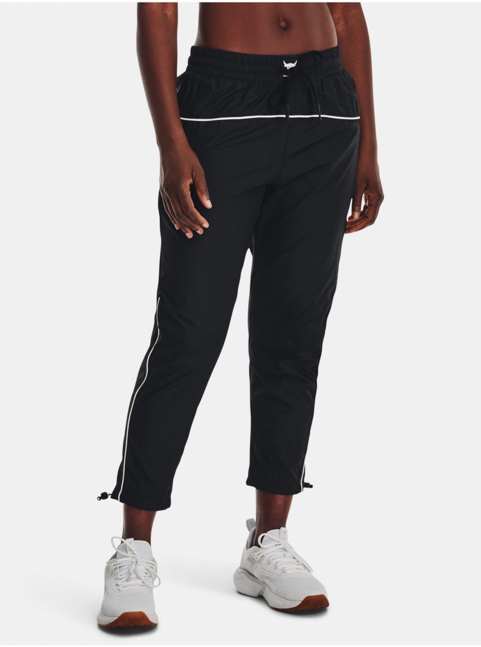 Nohavice a kraťasy pre ženy Under Armour - čierna