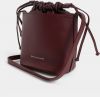 Vínová kožená vaková crossbody kabelka Smith & Canova galéria