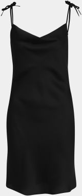 Čierne šaty na ramienka Miss Selfridge