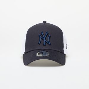 New Era New York Yankees League Essential Trucker Cap Navy/ White