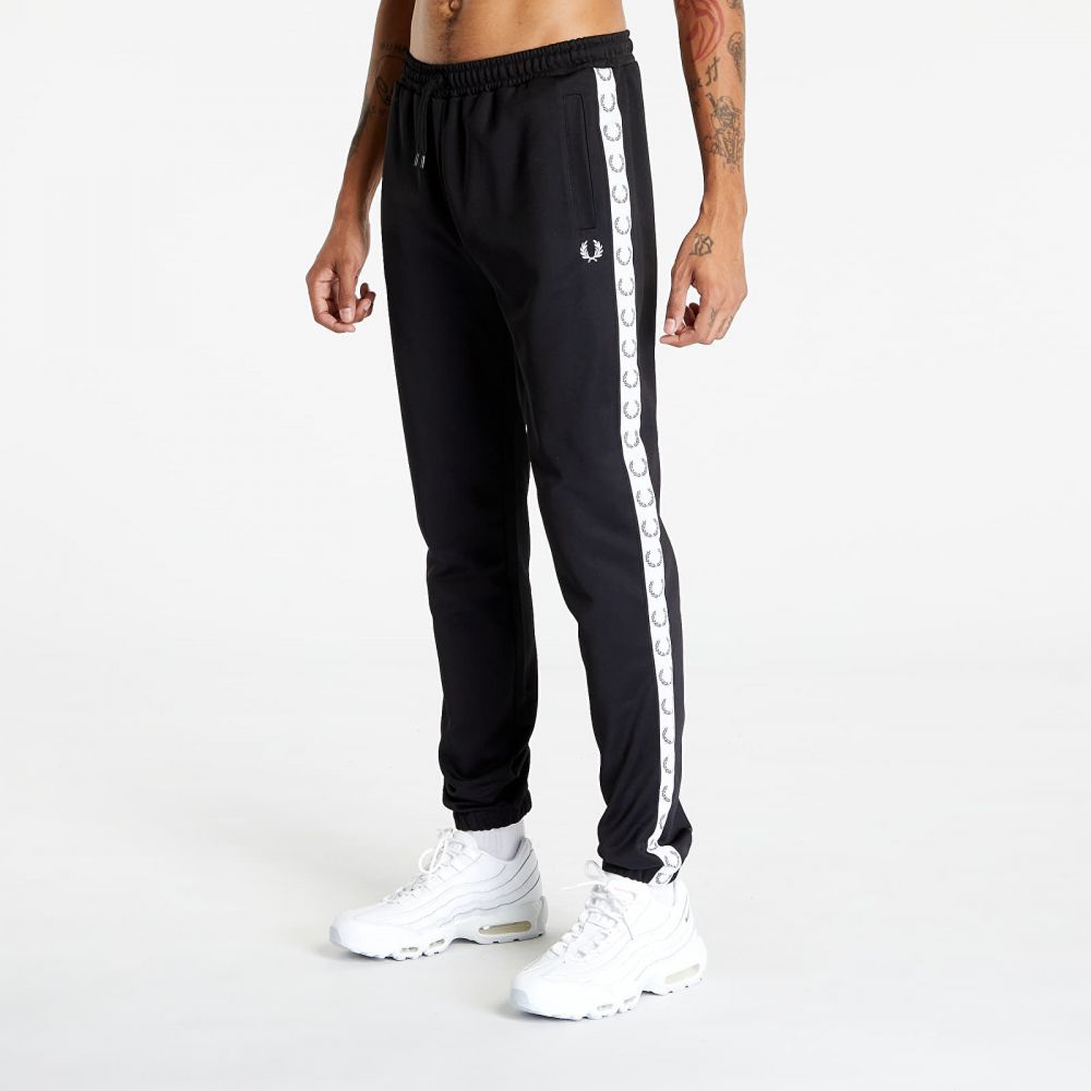 Kalhoty Fred Perry Taped Track Pant Black M