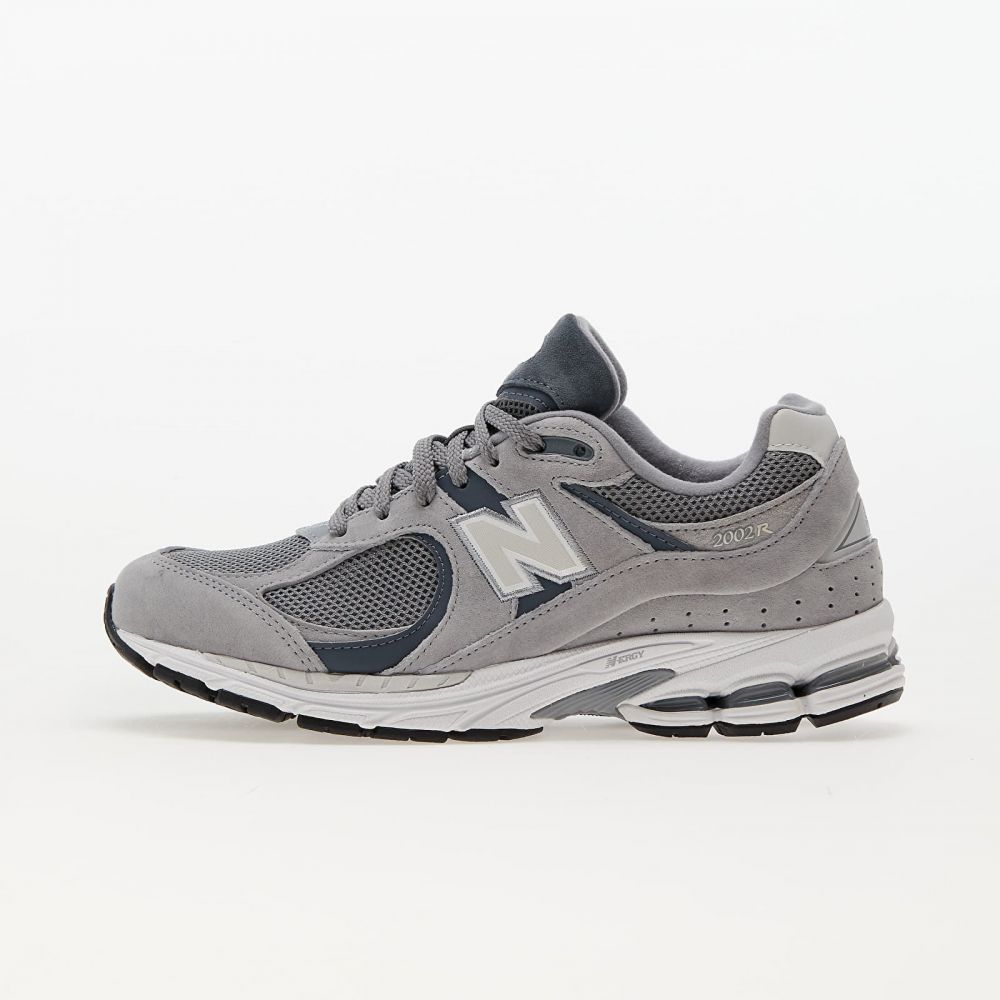 Tenisky New Balance 2002R Grey EUR 40