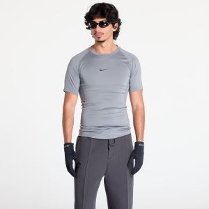 Tričko Nike Pro Men's Dri-FIT Tight Short-Sleeve Fitness Top Smoke Grey/ Black L