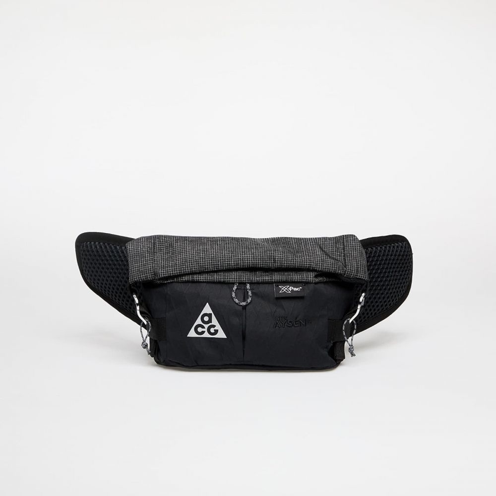 Ľadvinka Nike ACG Aysén Fanny Pack Black/ Black/ Metallic Silver Universal