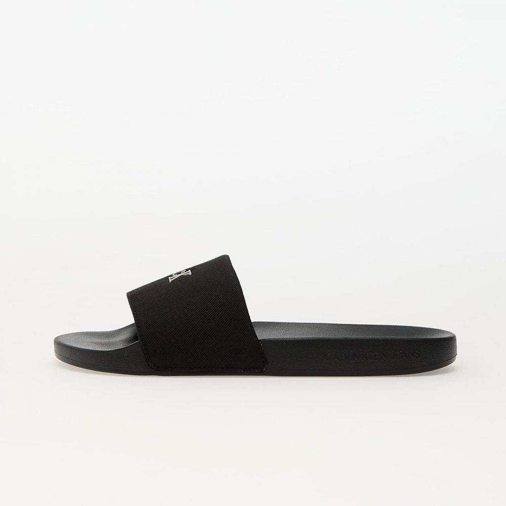 Tenisky Calvin Klein Jeans Slide Monogram Hardw Black EUR 37