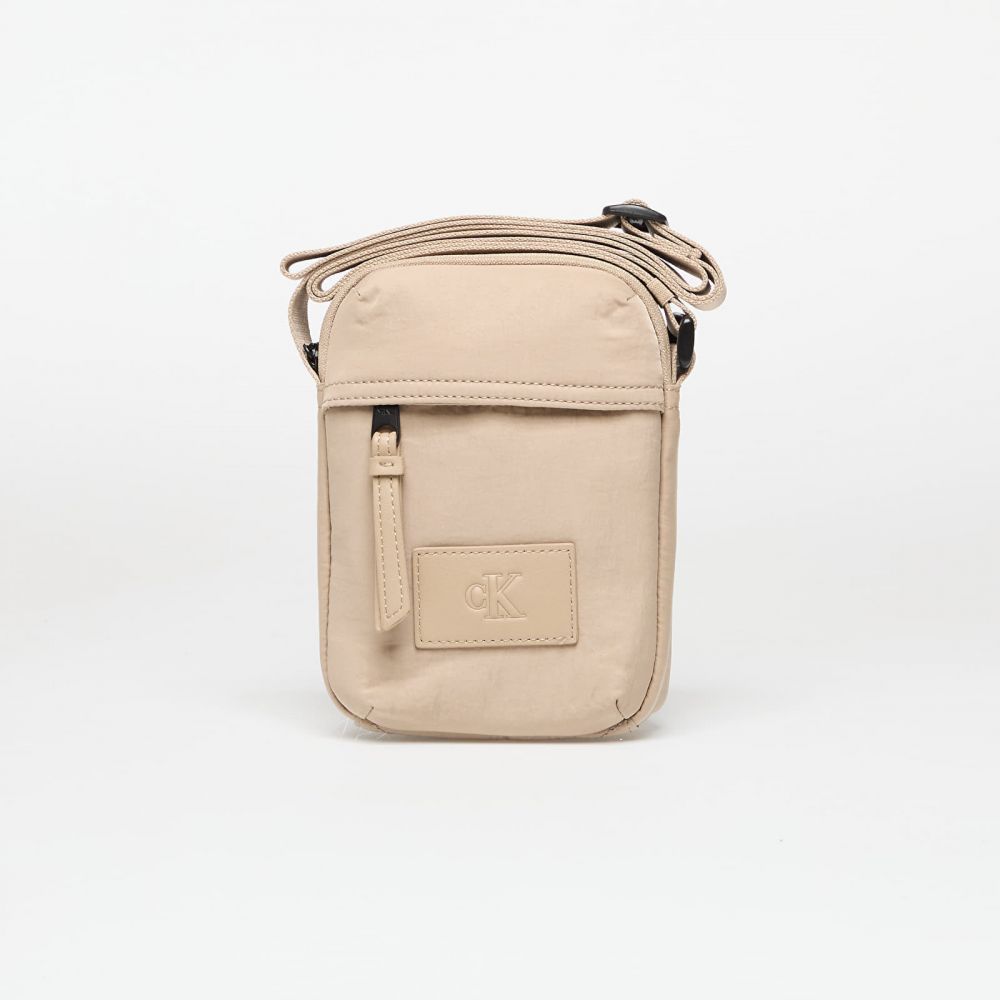 Calvin Klein Jeans Metro Nylon Reporter Bag Gray Universal